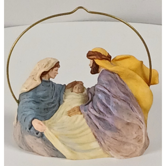 Hallmark Keepsake Christmas Joy Ornament 1996 Mary Josepsh & Jesus - Picture 4 of 12